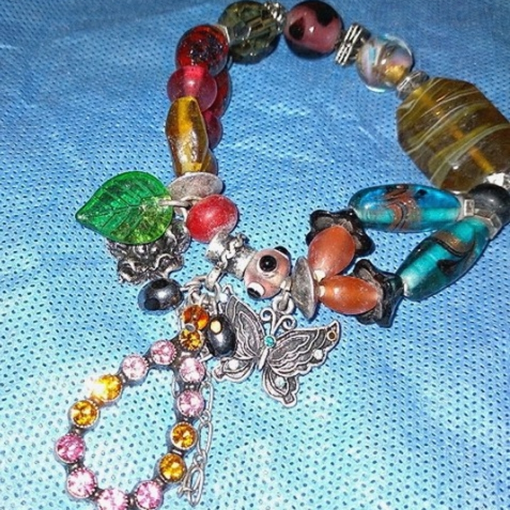 Glass beaded chram bracelet